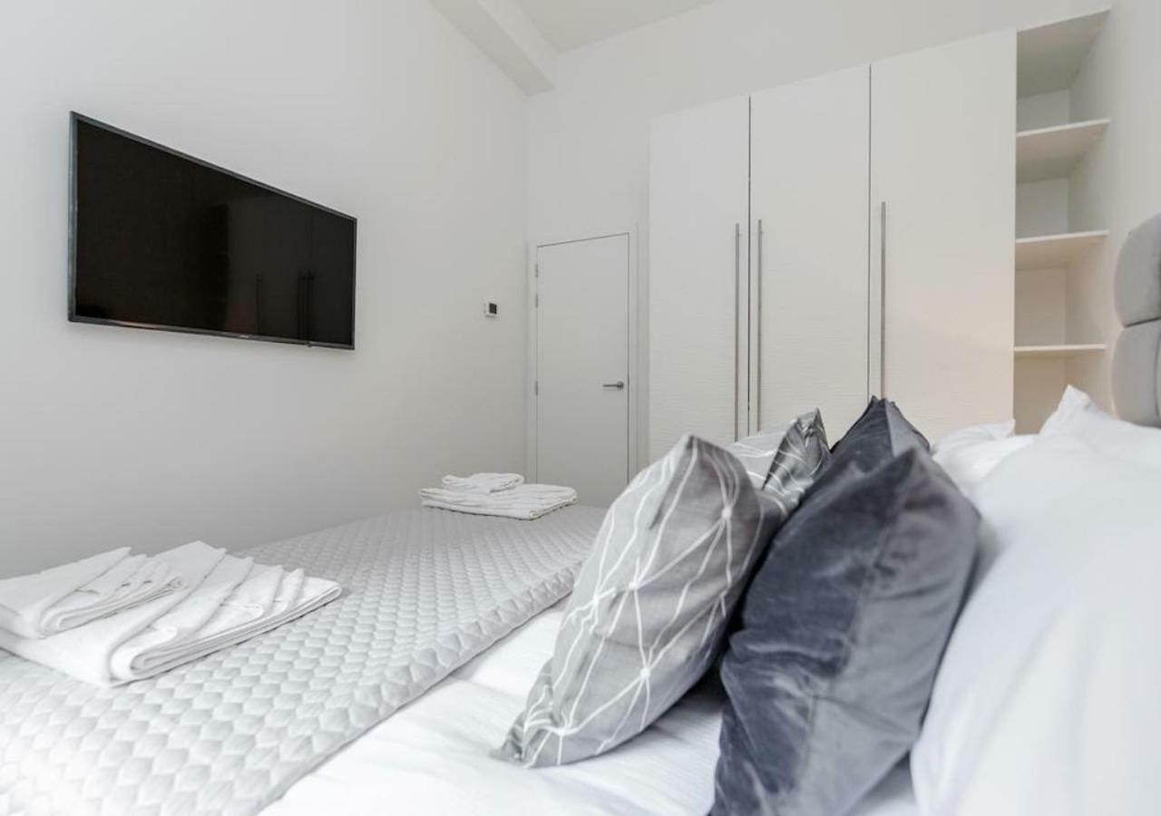 Carnaby Apartment *
