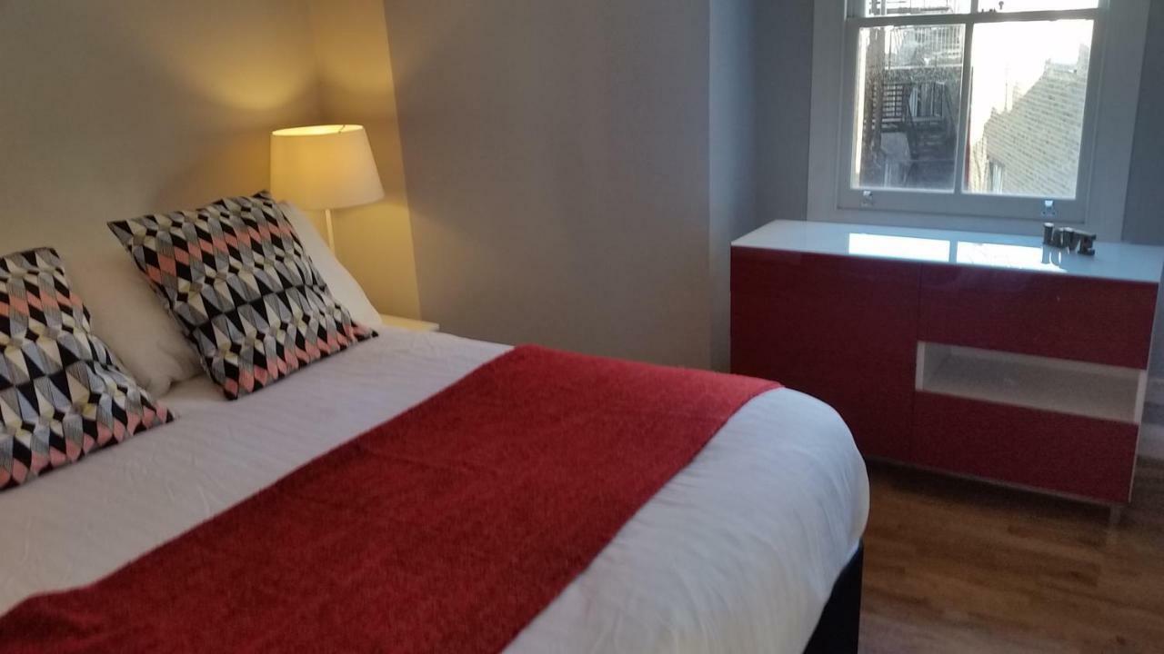 Trendy 2 Bedroom In Vibrant Shoreditch, Zone 1 Free Wifi - Sleeps 4+2 Appartement Londen