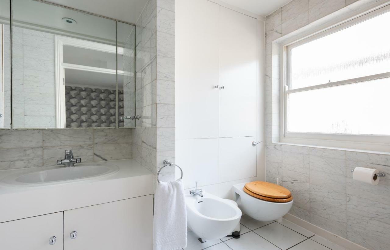 Appartamento The Kensington Palace Mews - Bright & Modern 6bdr House With Garage Londra