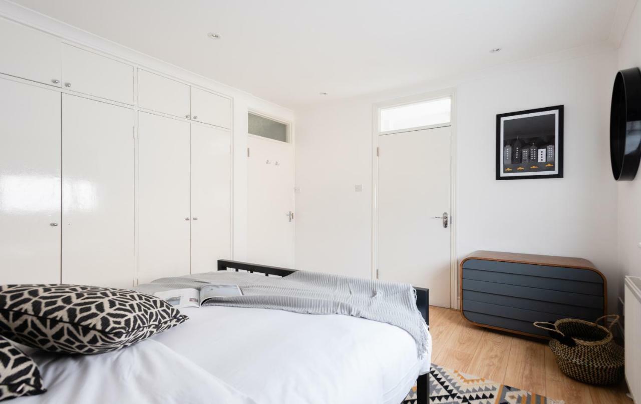 The Kensington Palace Mews - Bright & Modern 6bdr House With Garage Lejlighed