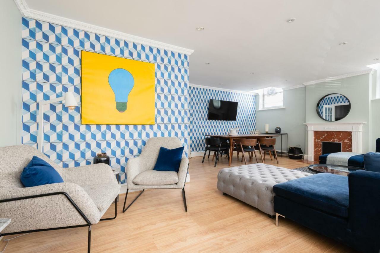 The Kensington Palace Mews - Bright & Modern 6bdr House With Garage * Londra
