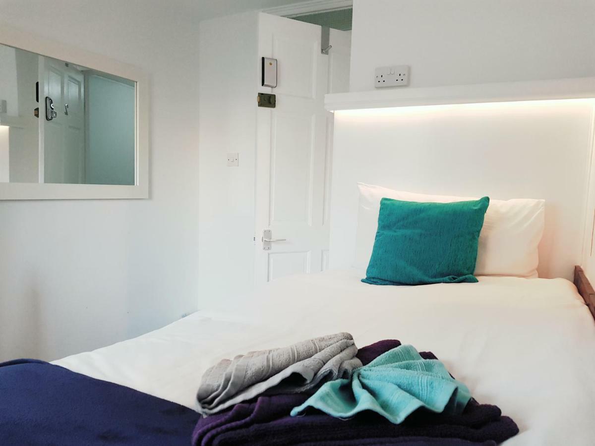 Chancery Hub Pensionat 3*