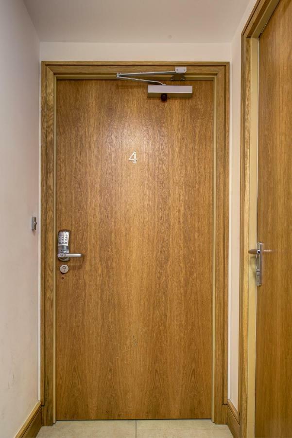 Luxury Frampton * London