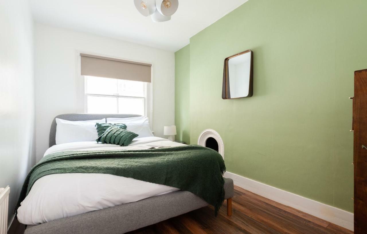 The South Kensington Mews - Lovely 5bdr *