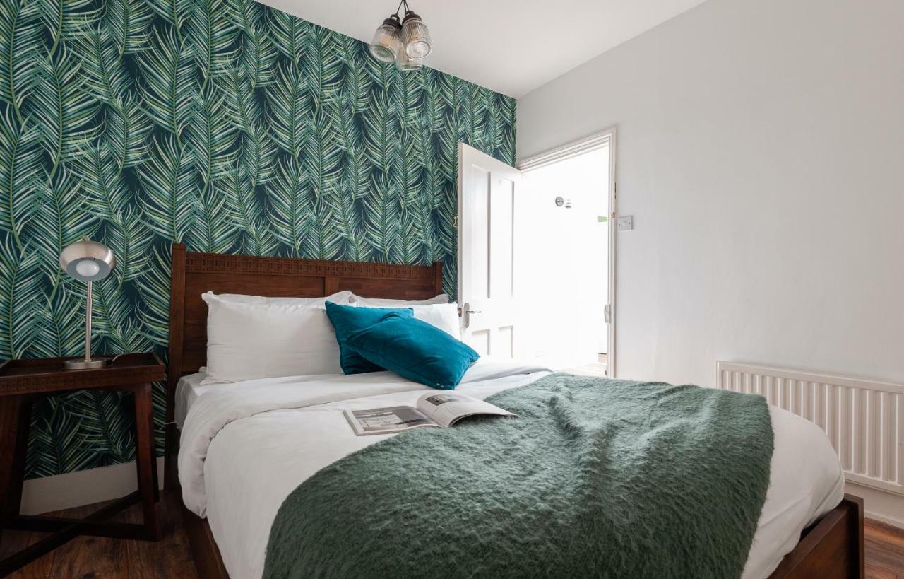 The South Kensington Mews - Lovely 5bdr *
