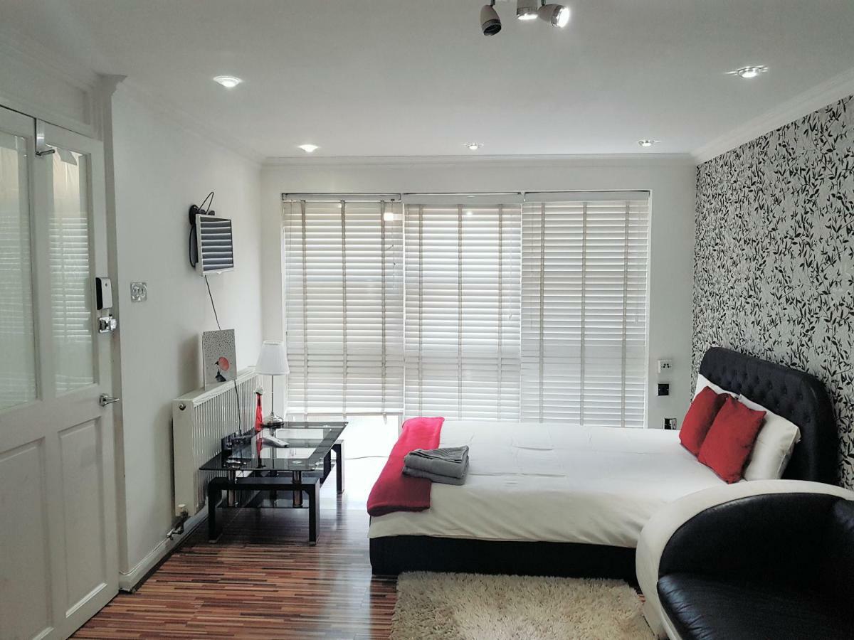 Chancery Hub Pensionat 3*