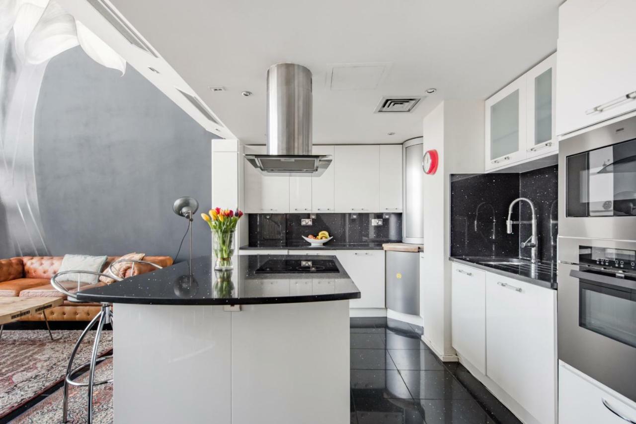 Apartment Canary Wharf Riverside Penthouse London