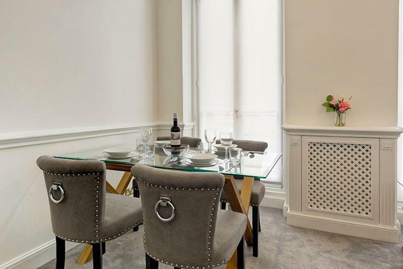 Somerset Court Kensington Apartment London