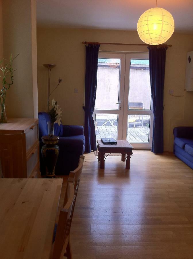 Homestay Finchley Road London