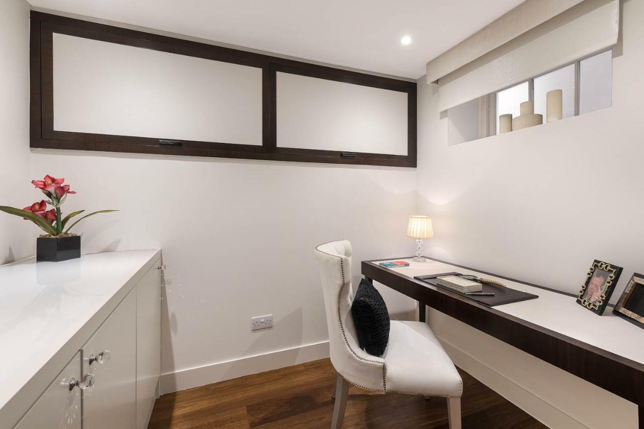 Spectacular Knightsbridge House Harrods 1 Minute * London