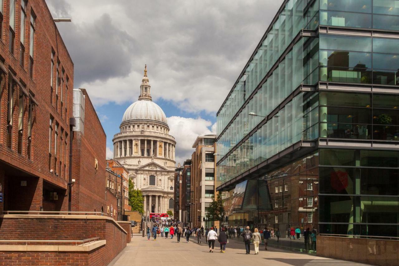 Superior 2 Bedroom St Paul's Of London