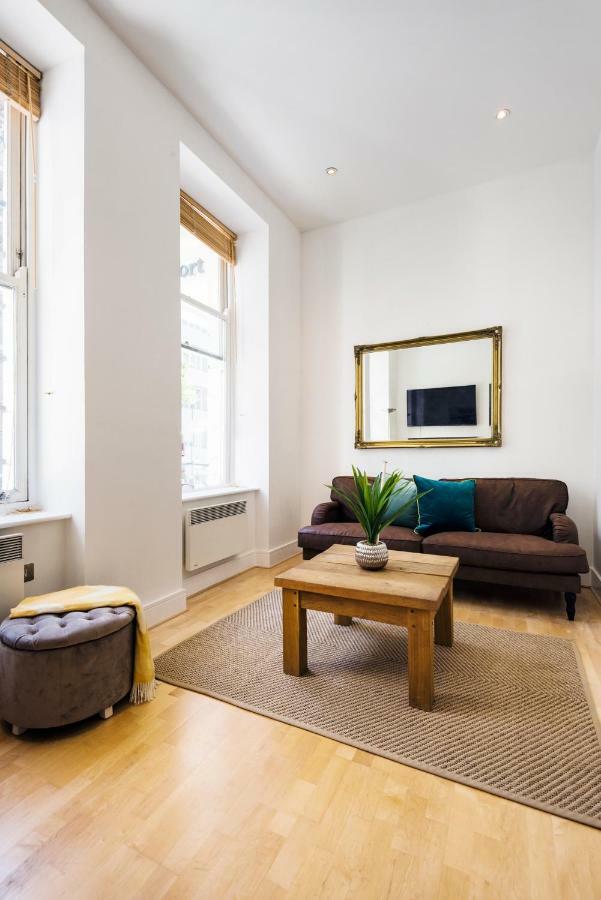 Stylish Hyde Park Appartement