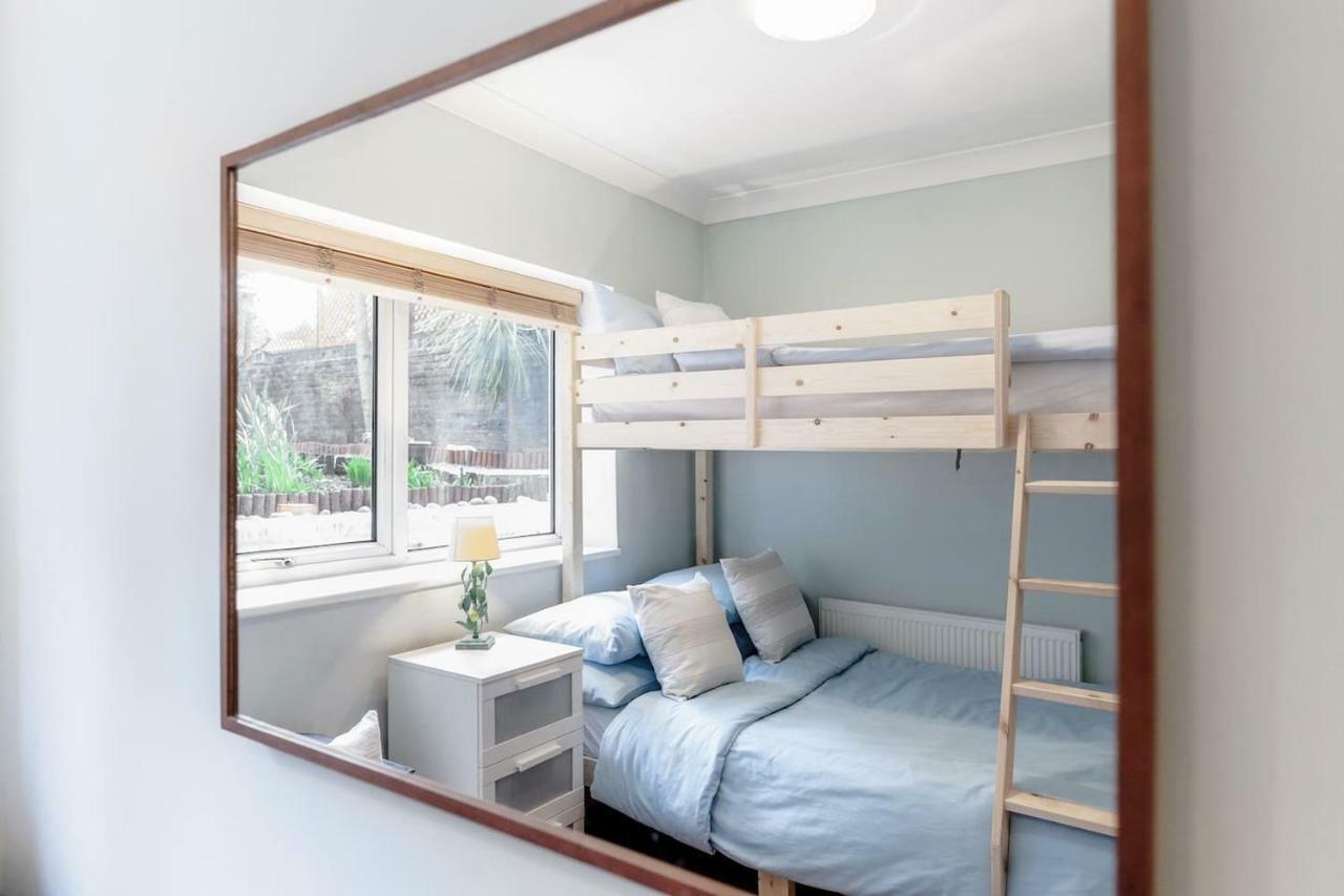 3 Bedroom Garden Flat - Location Leilighet London