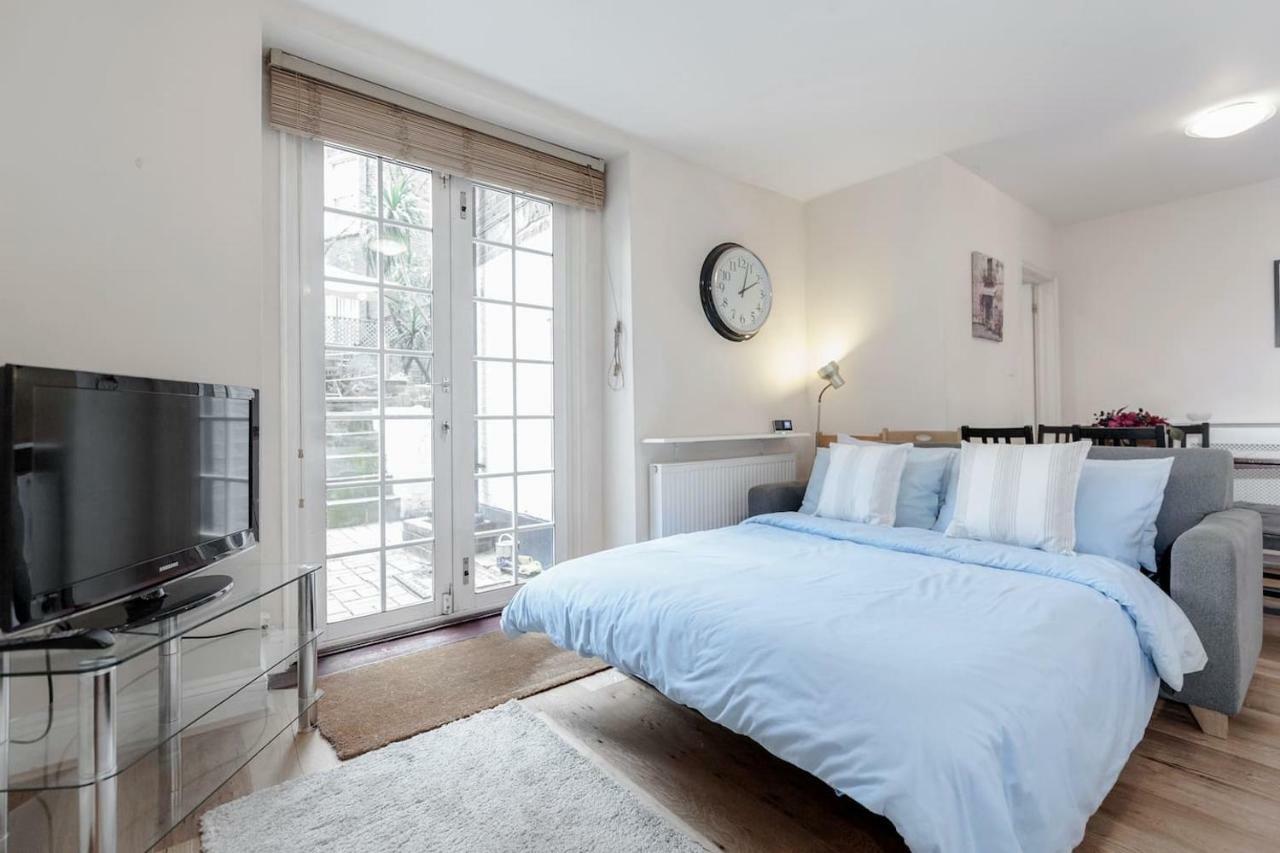 3 Bedroom Garden Flat - Location Apartment London