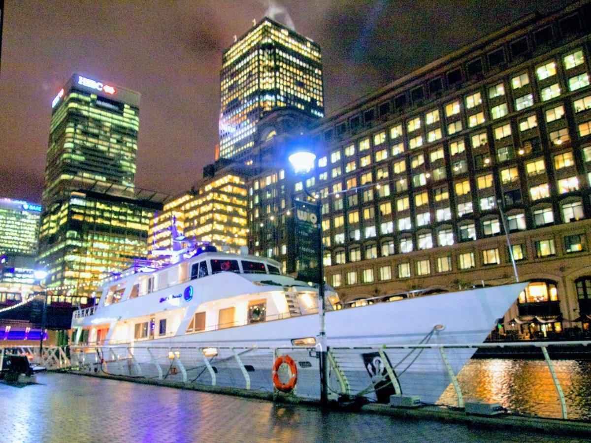 Hotel Absolute Pleasure Yacht London