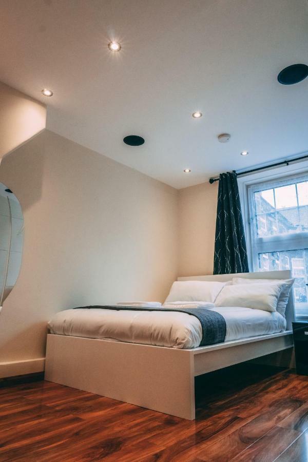 Quality Stay,2 Bed Near The Centre, 2min Walk From Metro Station Lejlighed