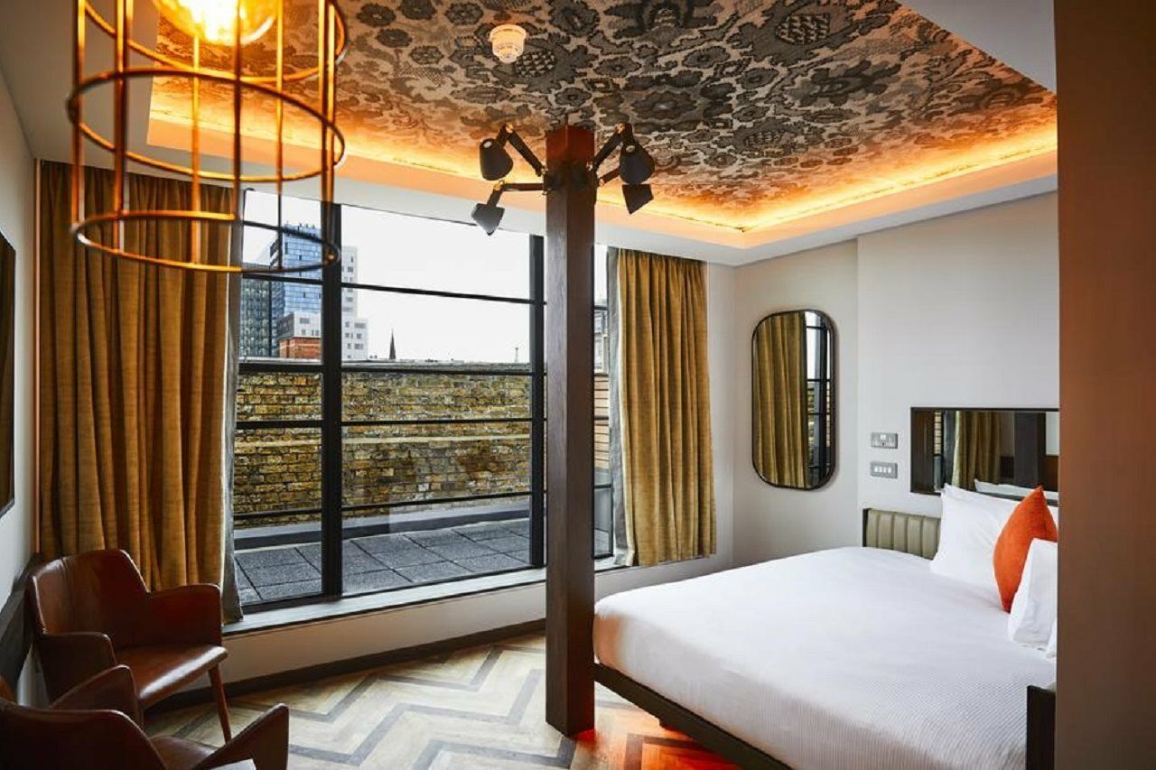 New Road Hotel