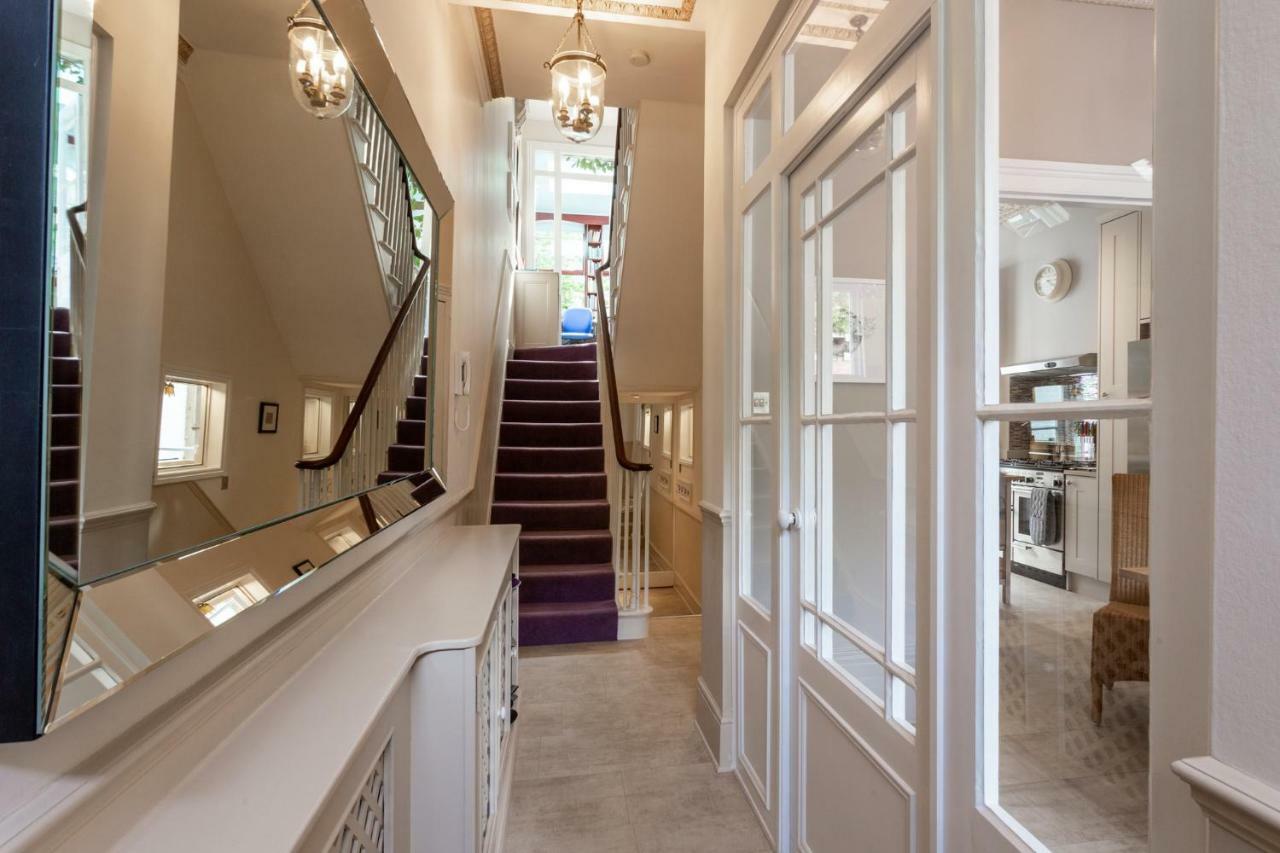 House Zone 1 * Londra