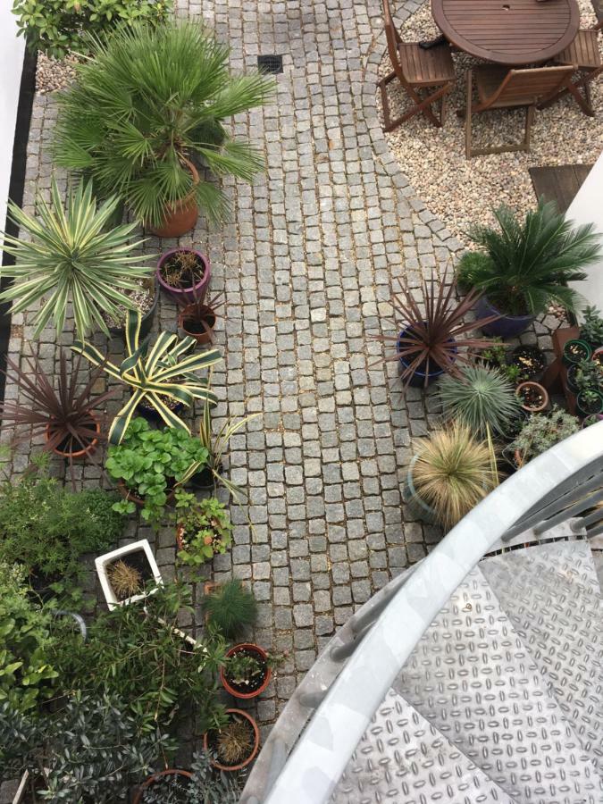 Apartment N1 London