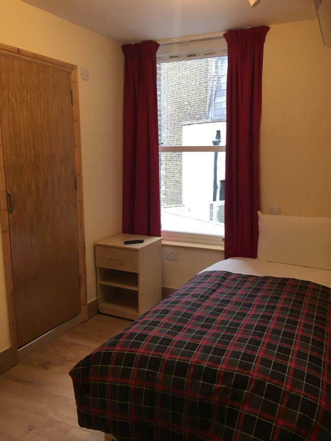 Guest house 15 New Row *
