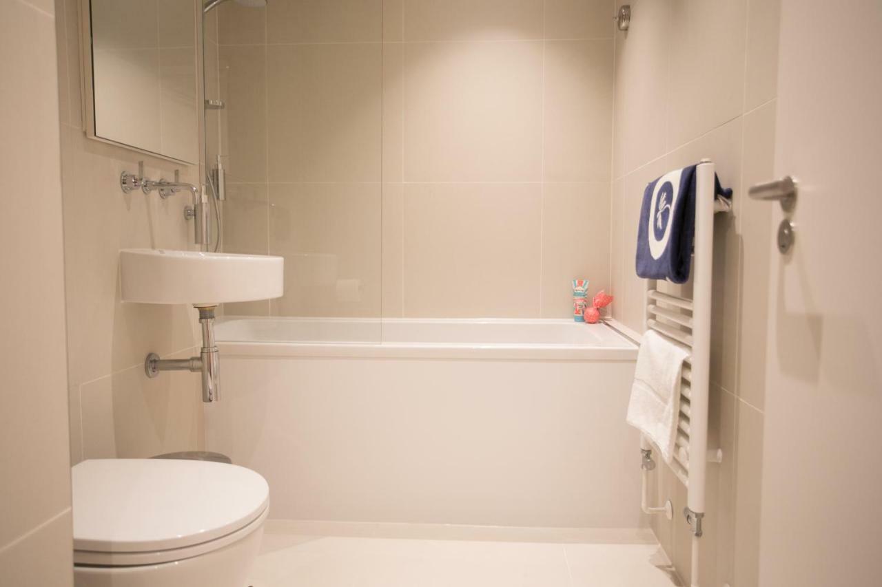 Moonside - Stunning Angel Apartment London