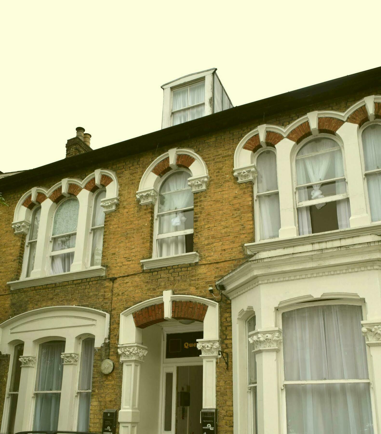 Queens Drive At Finsbury Park London