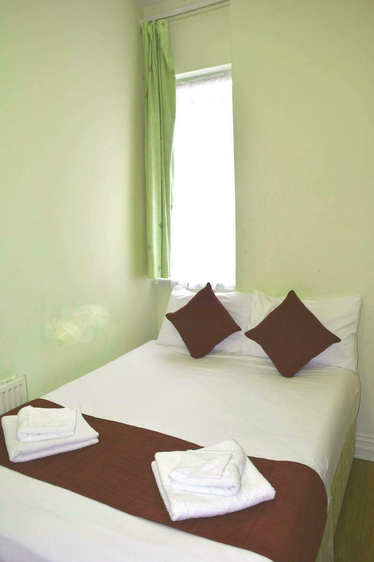 Queens Drive At Finsbury Park Hotel Londres