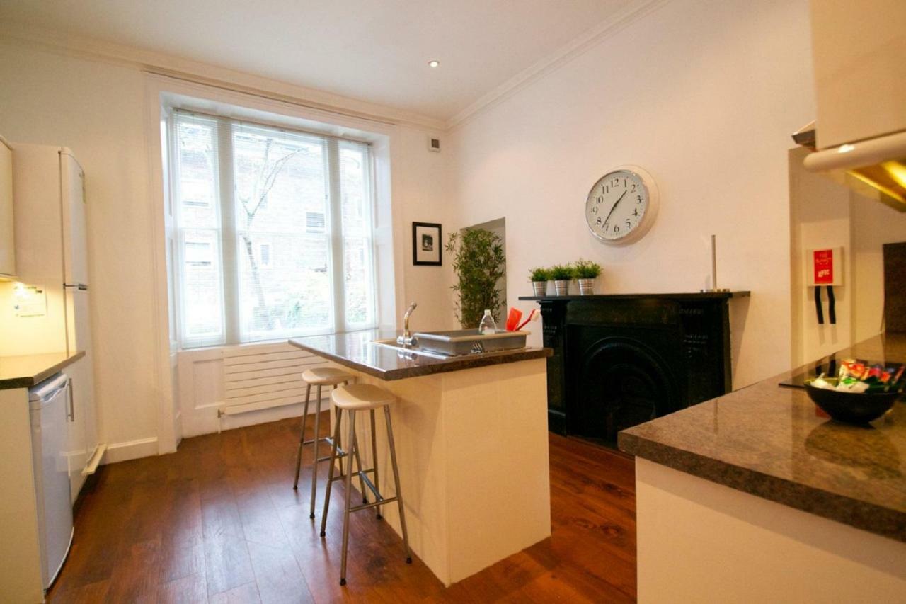 Acorn - Gower Street Apartment