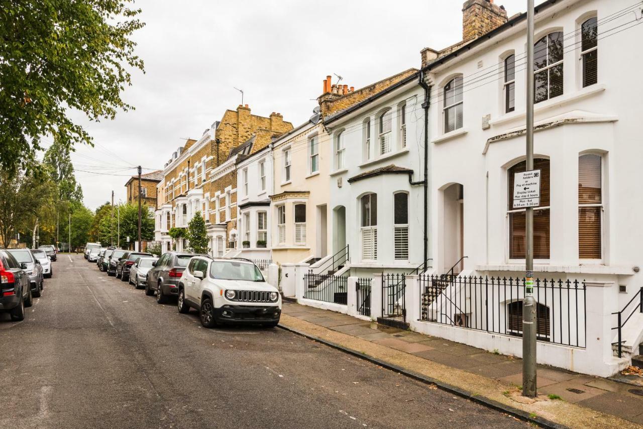 Chic Wandsworth With Patio By Underthedoormat * London