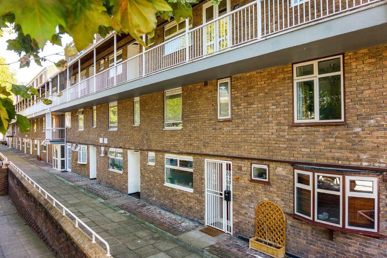 Canton Street London
