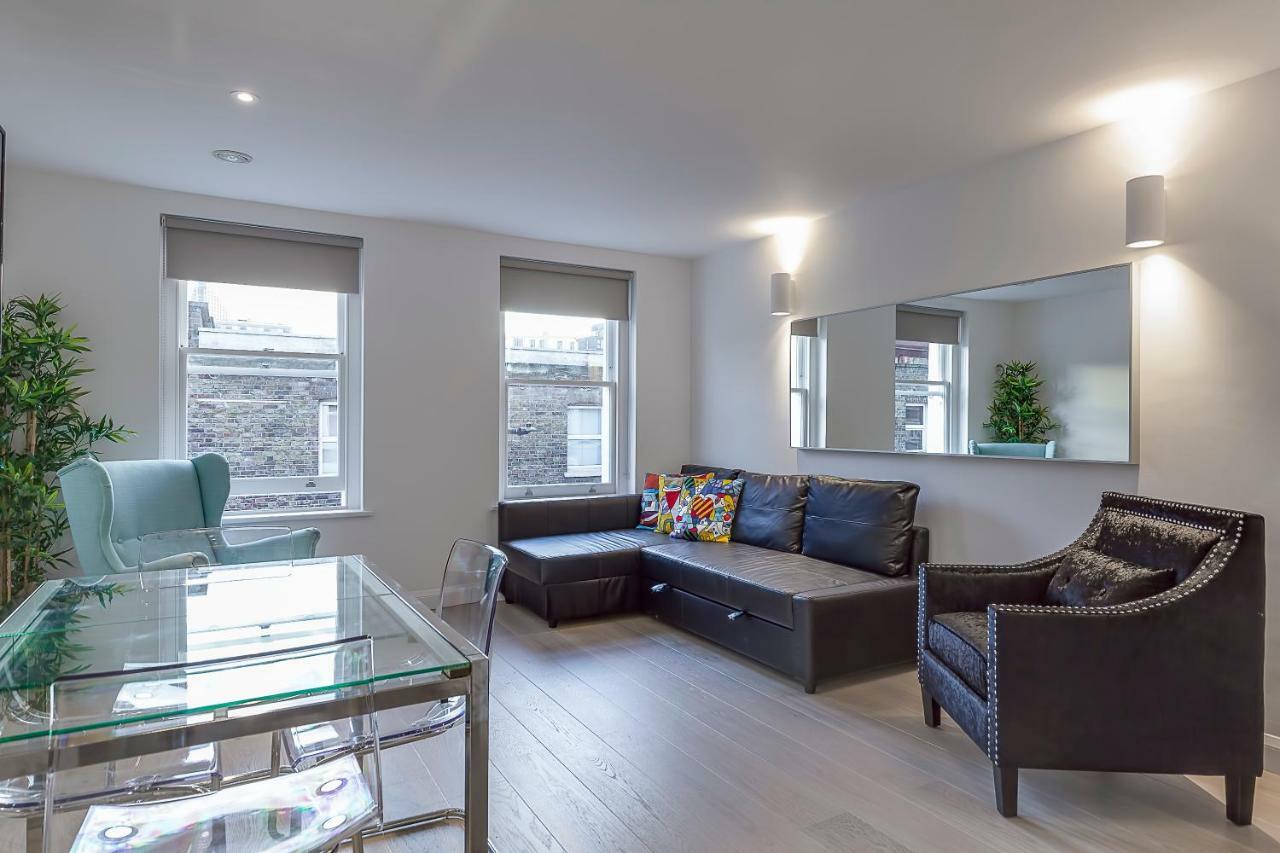 Charles Dickens, Tate Modern Apartment