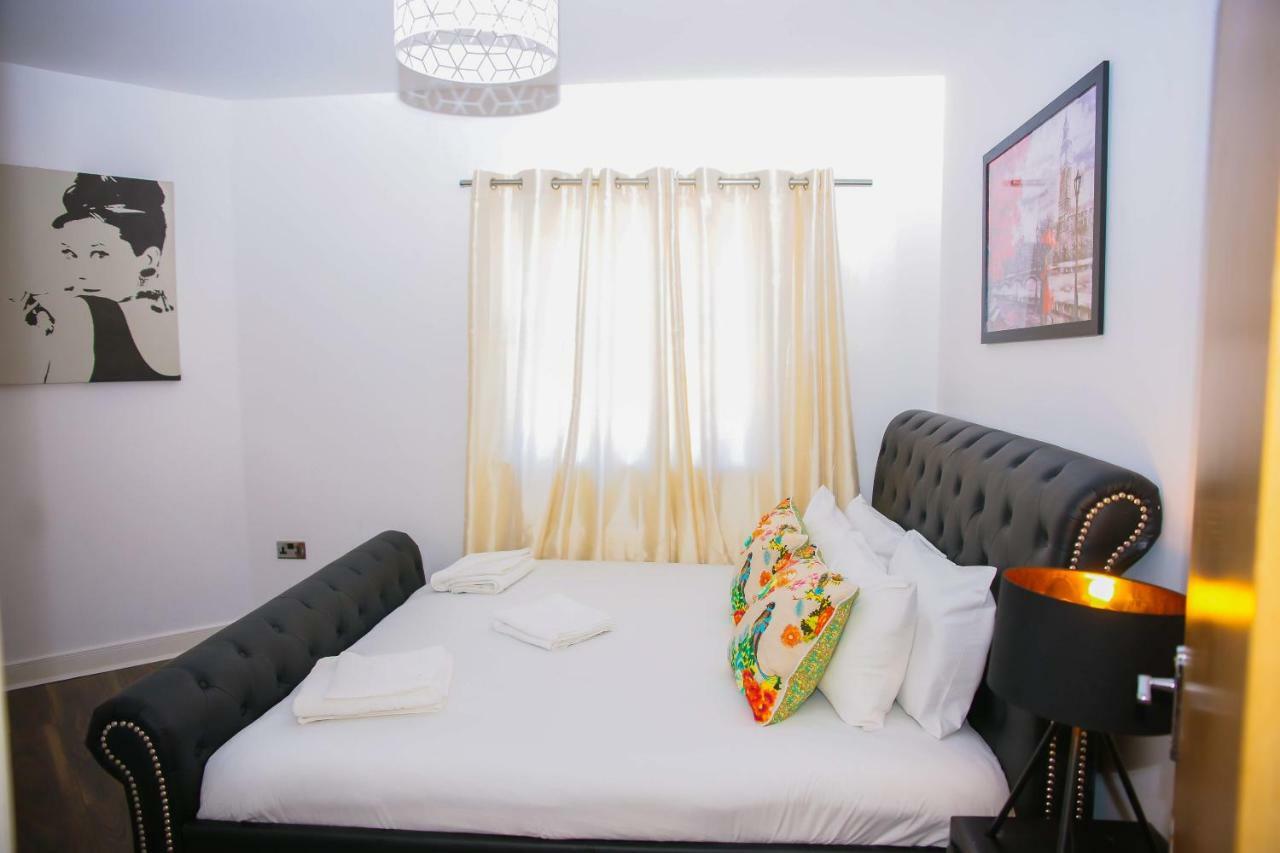 Modern 2 Bedroom