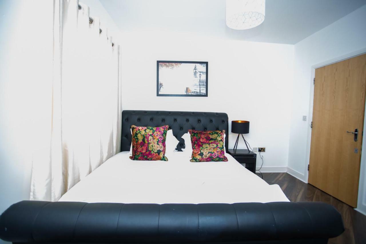 Modern 2 Bedroom