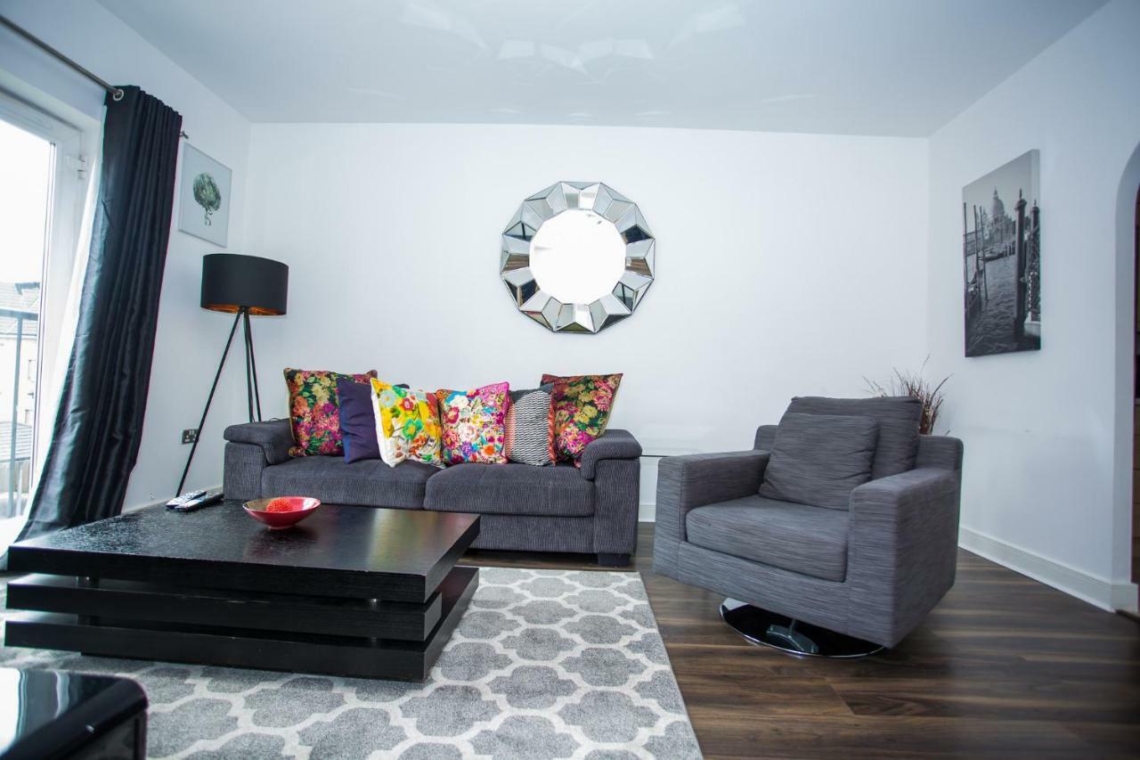 Modern 2 Bedroom Apartment