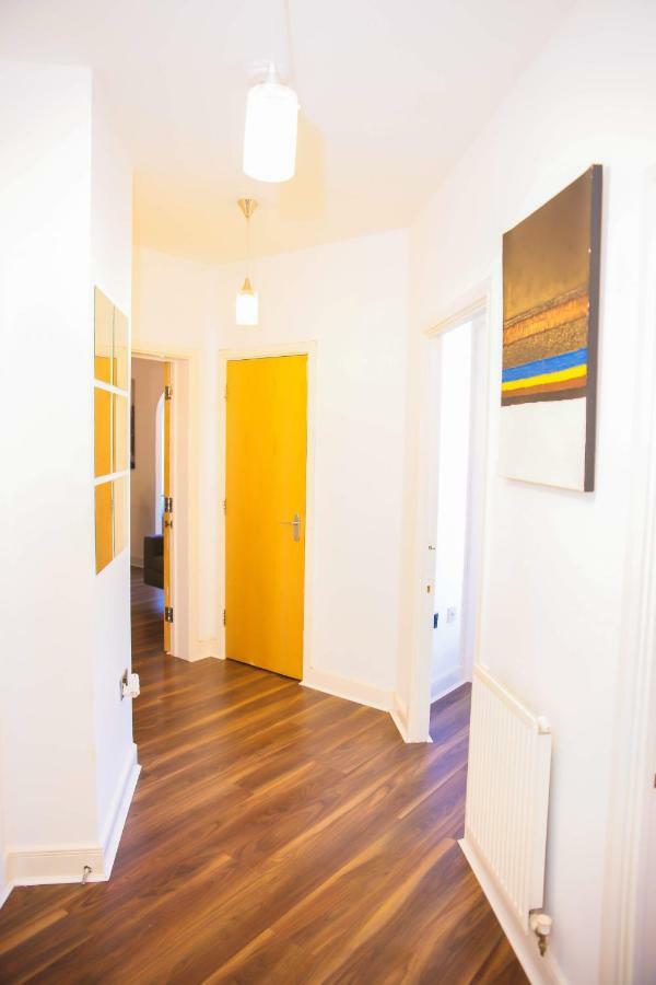 Modern 2 Bedroom