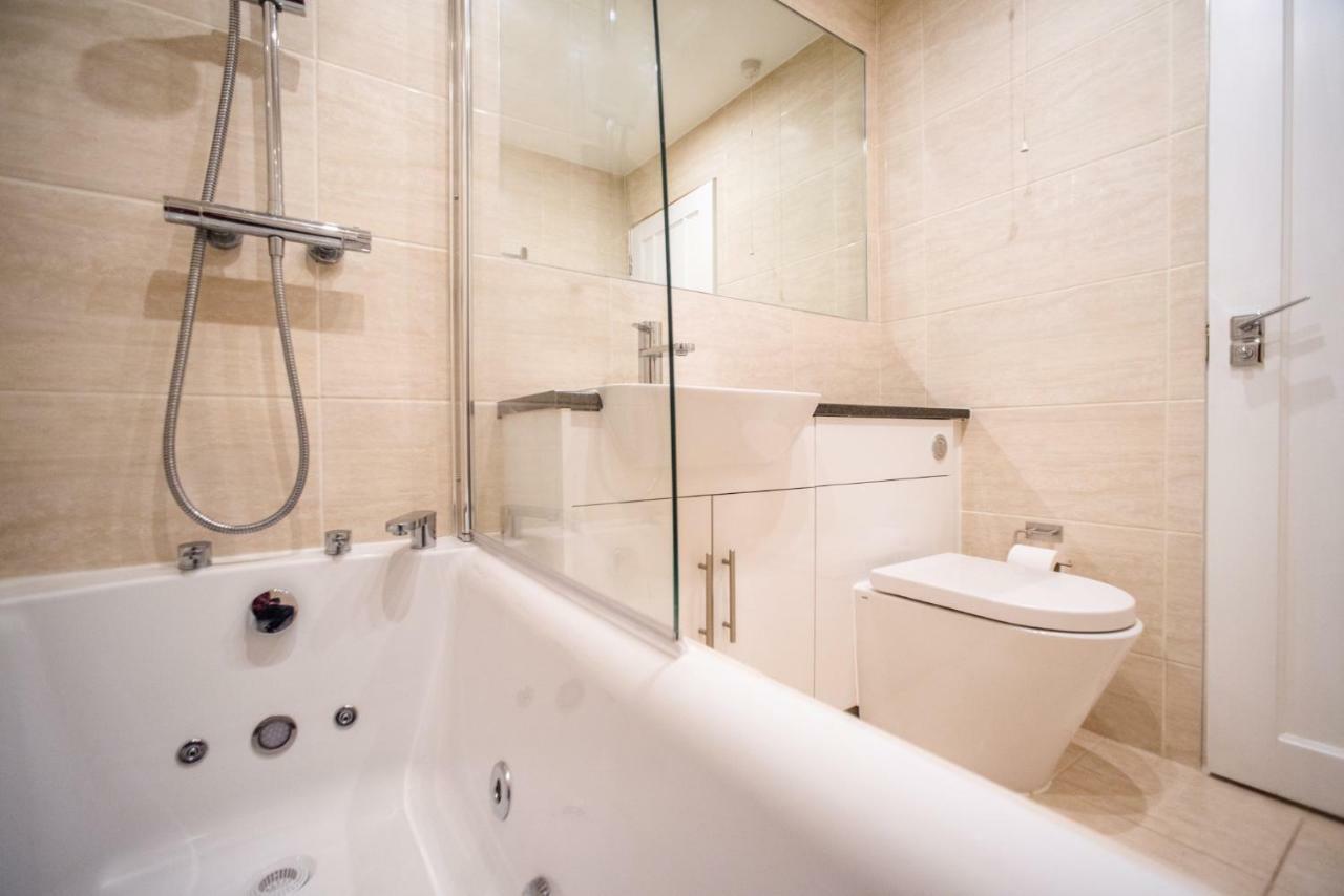 Superb Modern 3bed 2bath With Wifi, Trendy Fitzrovia W1 By Oxford Street Affable Informative Host * Londra
