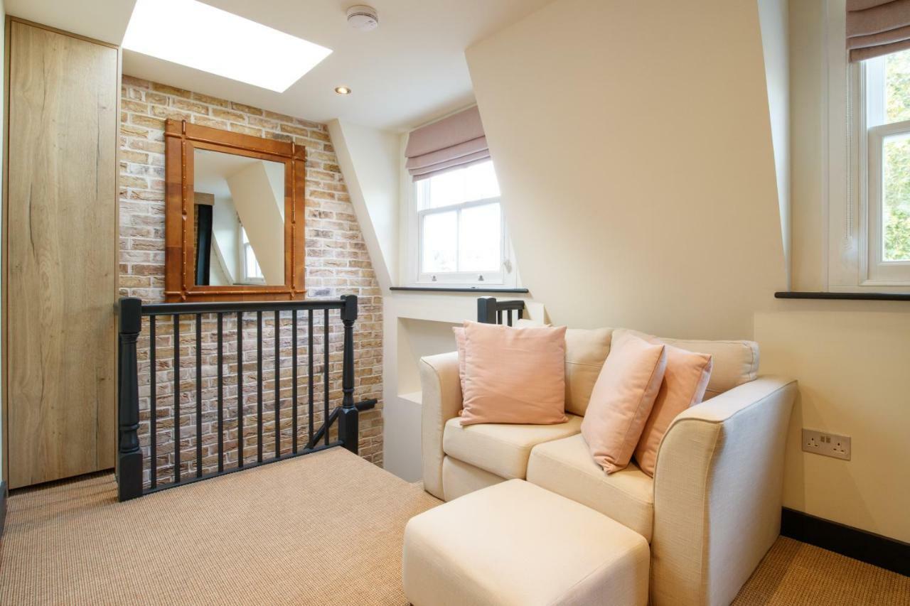 Forbee Studios London