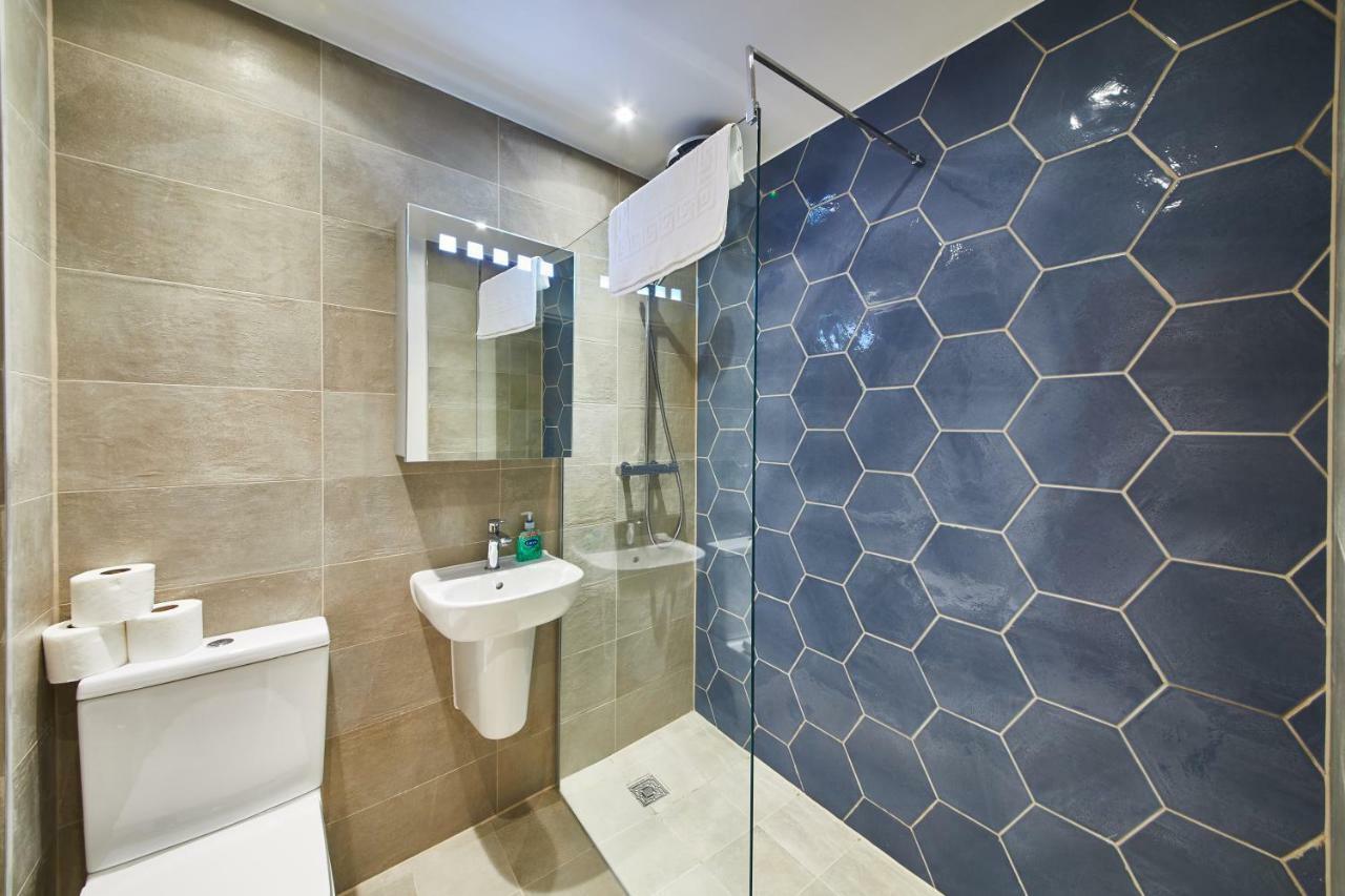 Elegant Luxury London