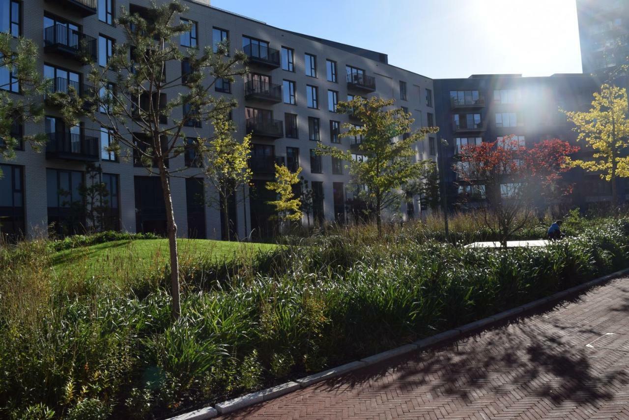 Apartment Island 3 Bedroom Luxury Apartments, Canary Wharf *
