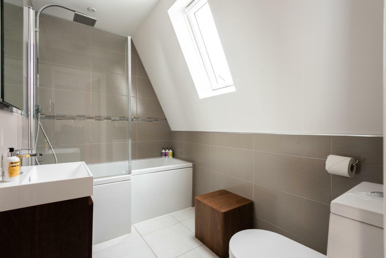The Norfolk Maisonette - Lovely 4bdr Mews *
