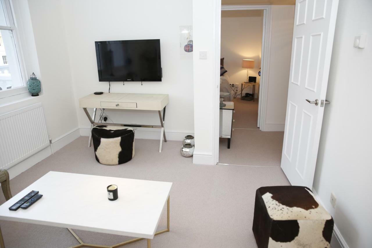 Beautiful One Bedroom Walking Distance To Paddington And Hyde Park * London