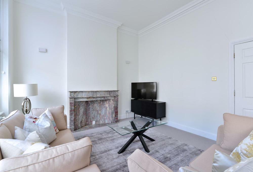 Somerset Court Kensington Apartment
