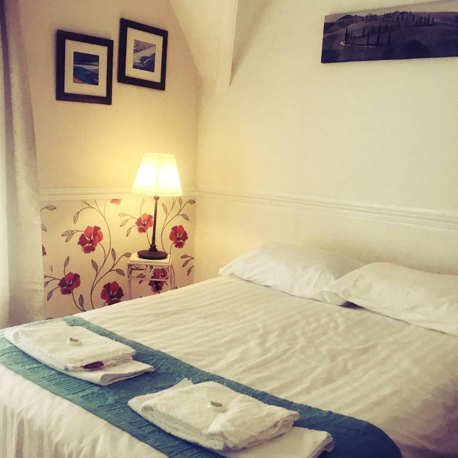 Tourian Lounge Hotel London