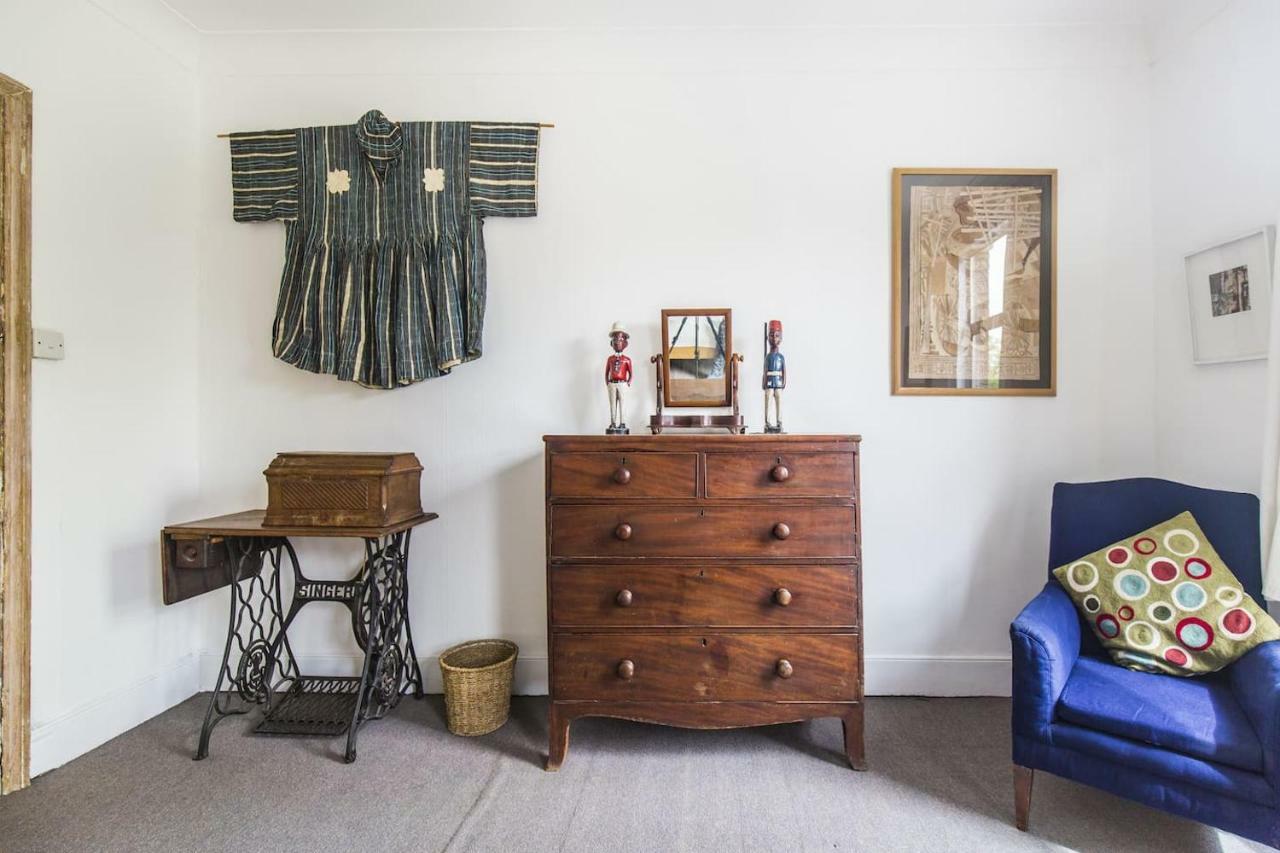 Apartment Guestready - Gorgeous Victorian Wgarden Up To 6 Guests!