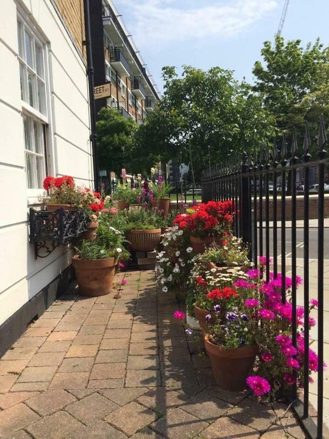 Lovely 2 Bedroom Family Near Tower Bridge Ferienhaus *