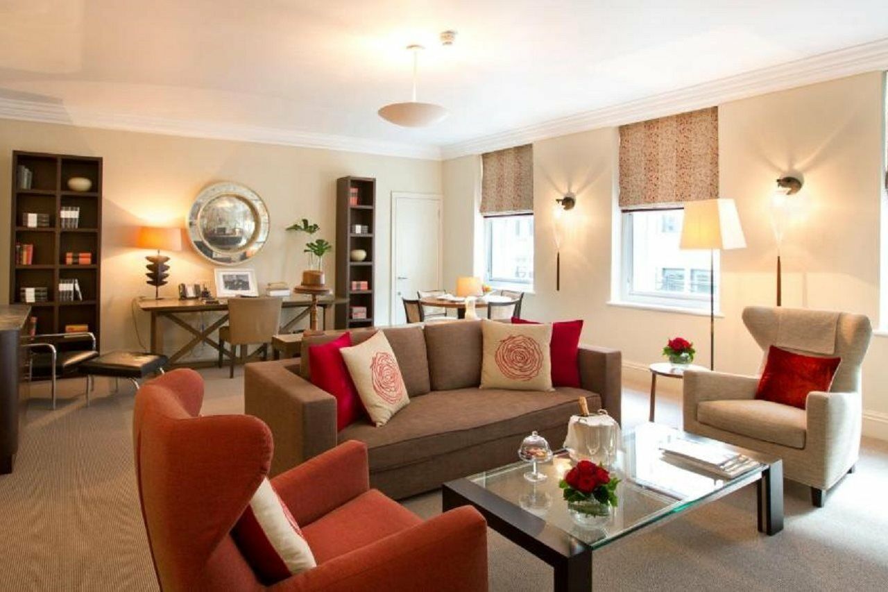 Brown's Hotel, A Rocco 5* London