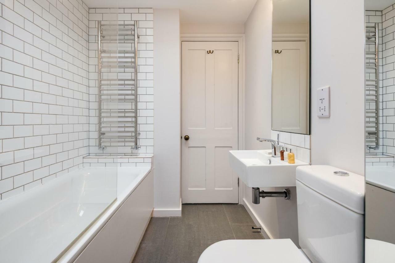 Feriehus Chic Wandsworth With Patio By Underthedoormat