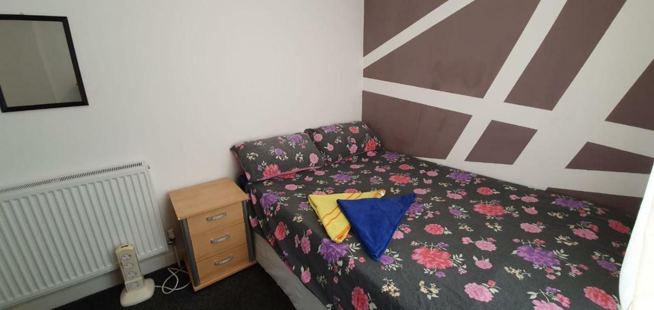 Casa Mirian Homestay *