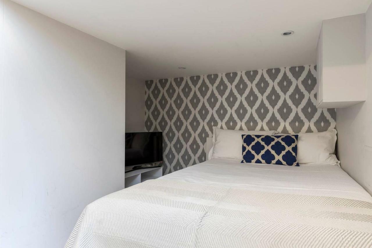 Luxury Modern Split Level 2br Covent Garden Apt Apartment London