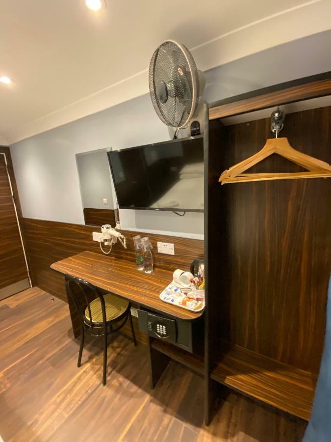 Crestfield Hotell 2*